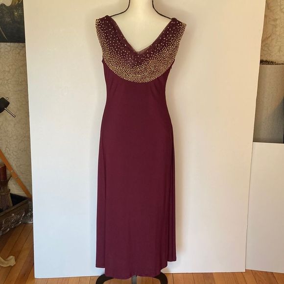 Cachet Gown Maxi Gold Beads Front & Back Neckline Burgundy Color Formal Gown - Picture 1 of 13